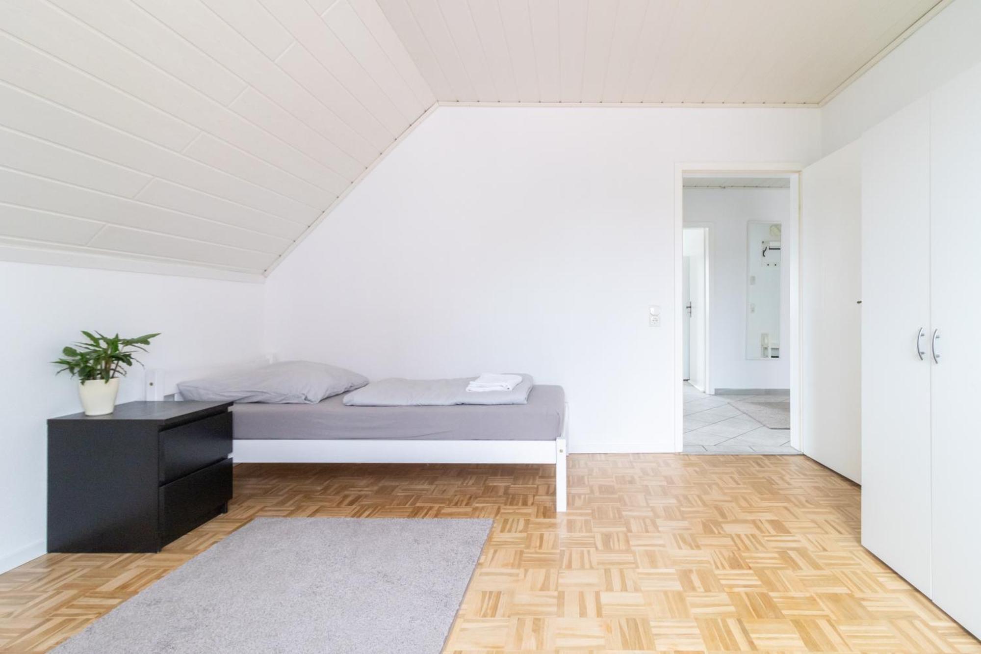 Ferienwohnung/Messewohnung Кельн Екстер'єр фото