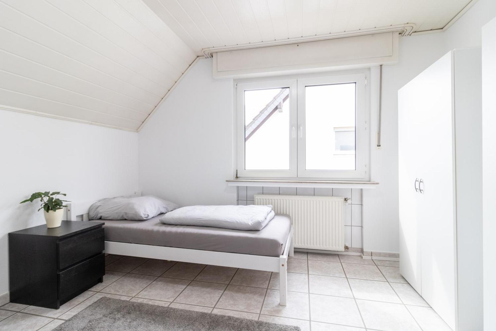 Ferienwohnung/Messewohnung Кельн Екстер'єр фото